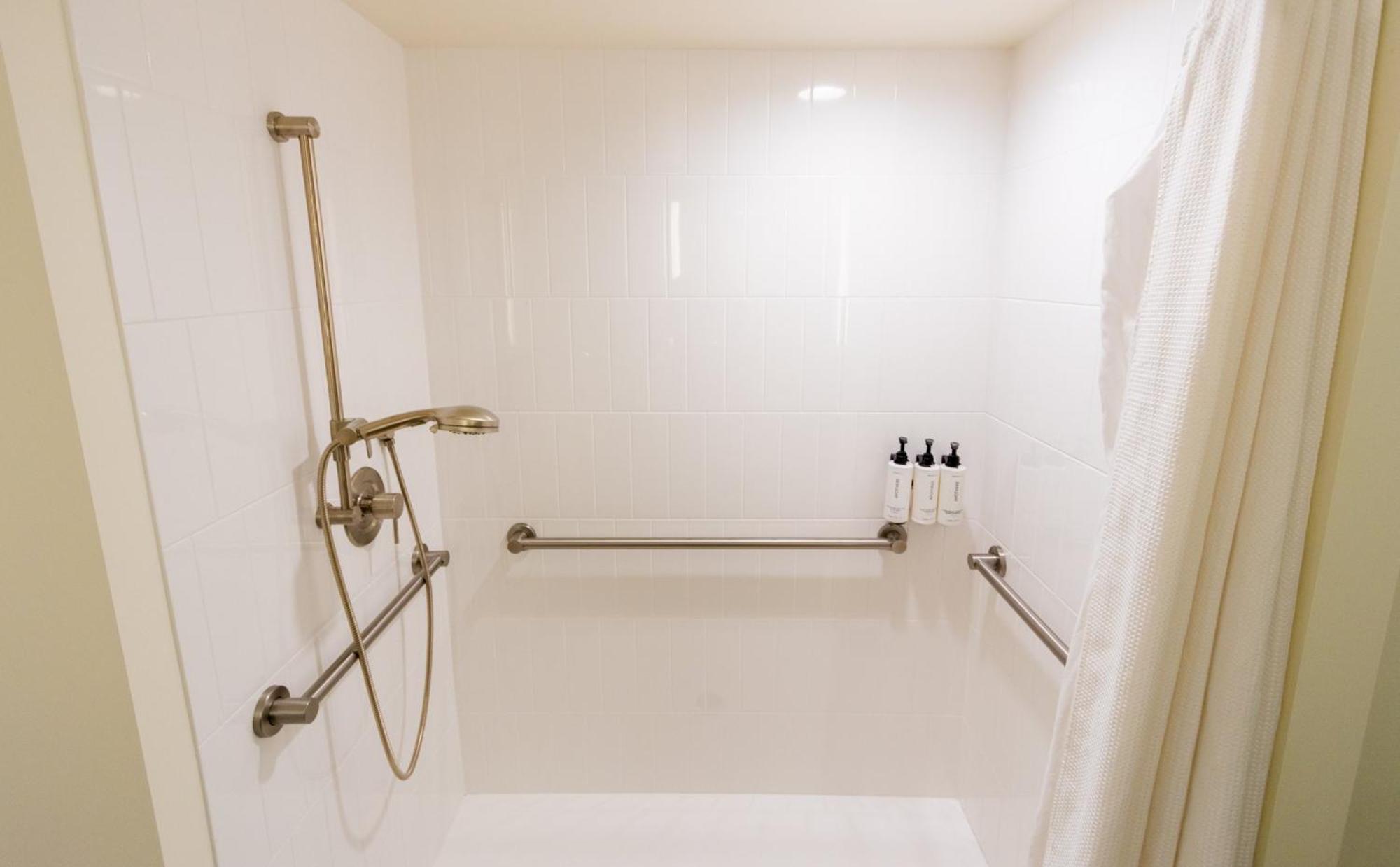 Crowne Plaza At Playhouse Square By Ihg Hotel
